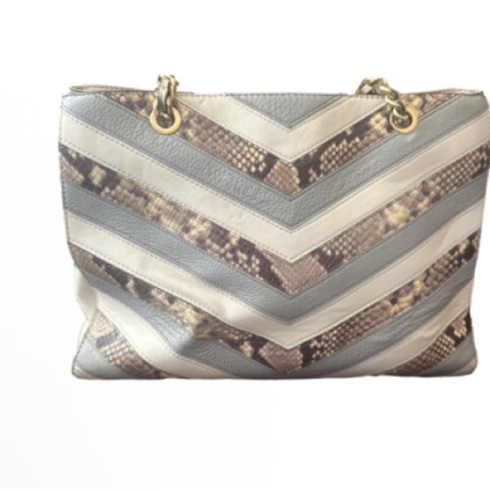 Michael Kors Gray & Cream Chevron snake print Shoulder Bag gold chain strap - Picture 4 of 16